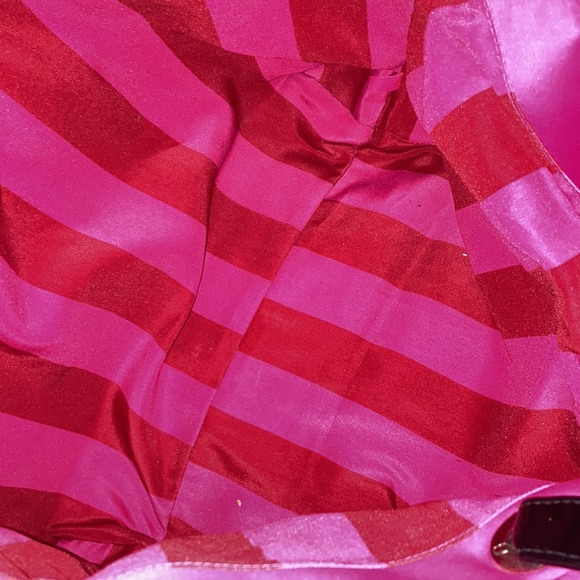 Victoria’s Secret bag - Picture 3 of 3